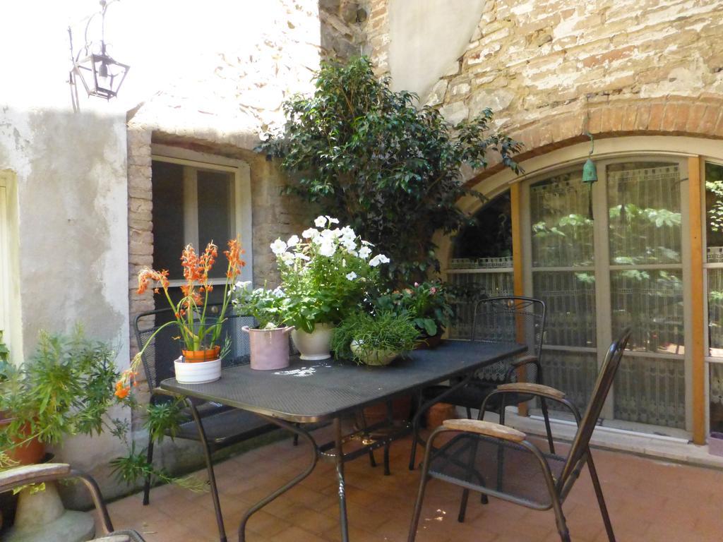 Palazzina Cesira Bed & Breakfast Montalcino Ngoại thất bức ảnh